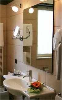 Itaca Hotel Barletta Oda fotoğraf